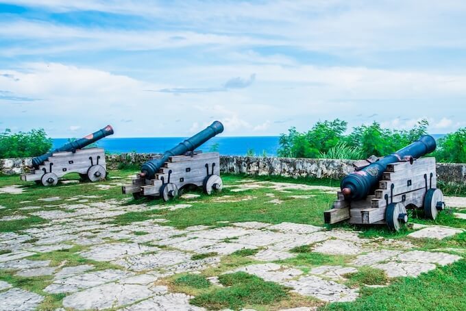 ソレダット砦のレプリカの大砲
